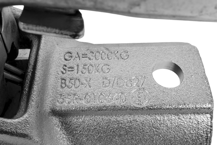Zaczep kulowy WINTERHOFF WW 30-D3-K1212 do przyczepy 3000kg z dyszlem rurowym 50-51mm żeliwny