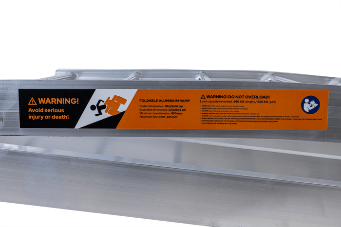 Najazdy składane UNITRAILER ALR002 rampy najazdowe aluminiowe do przyczepy lawety 221cm 680kg z pasem komplet 2szt